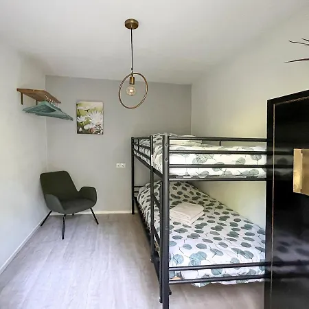 Vakantiehuis Modern Natuurhuisje Midden In Het Bos Op De Veluwe - Beau