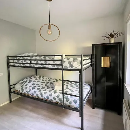 Vakantiehuis Modern Natuurhuisje Midden In Het Bos Op De Veluwe - Beau *