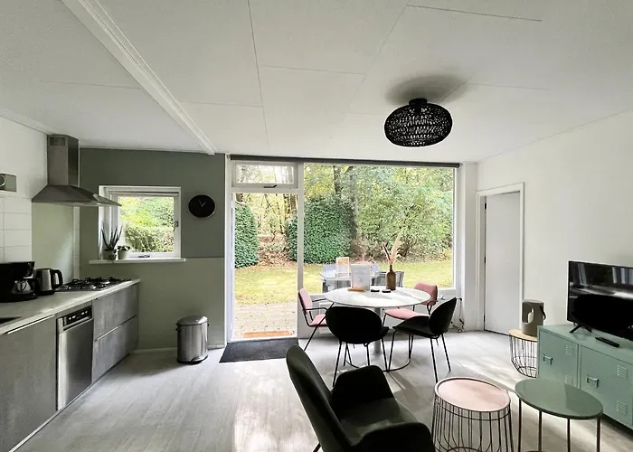 Modern Natuurhuisje Midden In Het Bos Op De Veluwe *