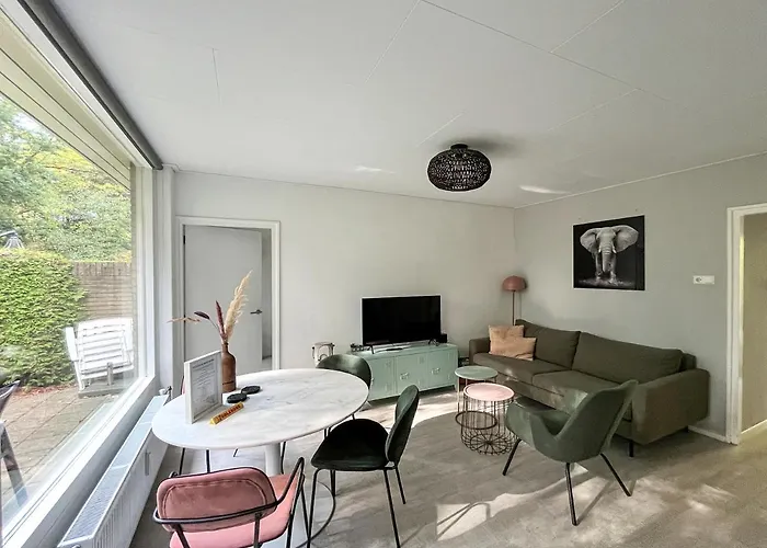 Modern Natuurhuisje Midden In Het Bos Op De Veluwe 펜션 오털로