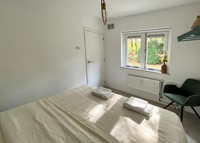 펜션 Modern Natuurhuisje Midden In Het Bos Op De Veluwe 오털로