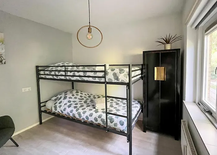 펜션 Modern Natuurhuisje Midden In Het Bos Op De Veluwe *