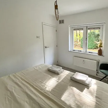 Casa de Férias Modern Natuurhuisje Midden In Het Bos Op De Veluwe Otterlo