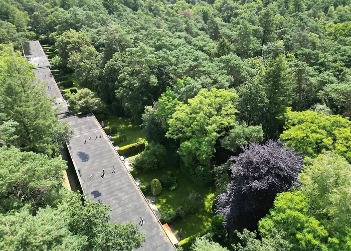 Hébergement de vacances Modern Natuurhuisje Midden In Het Bos Op De Veluwe Otterlo
